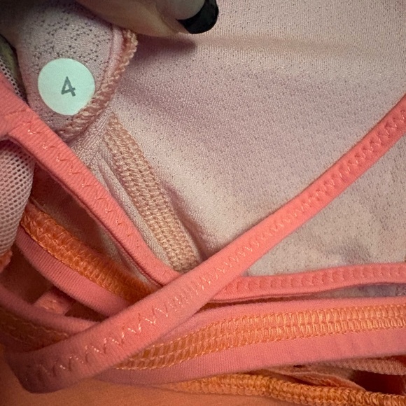 Lululemon Flow And Go Tank. Size 4 - Picture 6 of 6